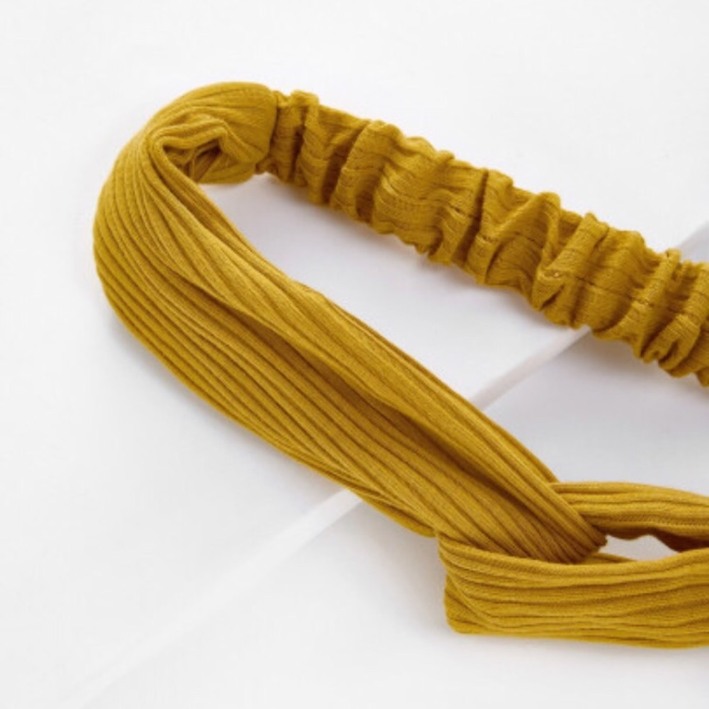 🆕Mustard Corduroy Twist Headband🆕